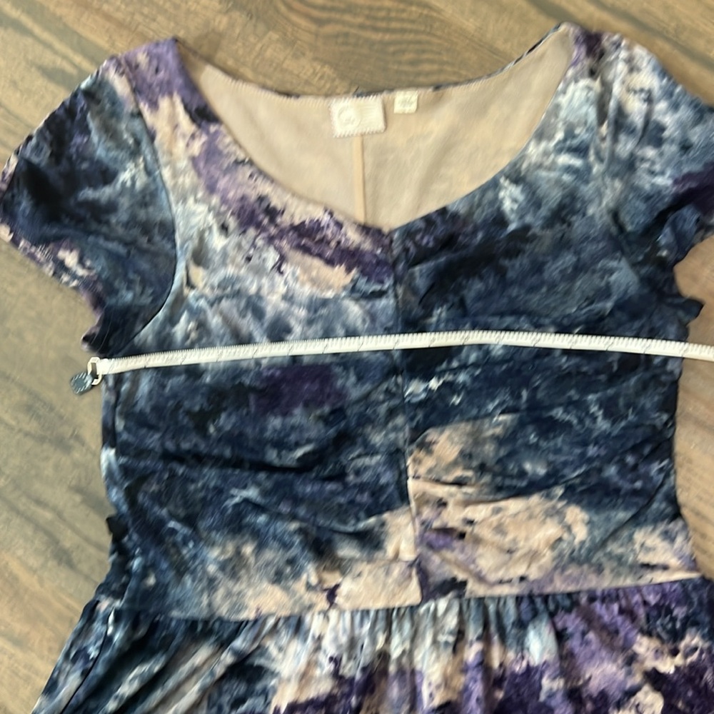 Peplum 9-815 ‘SCL top in mottled blue and purple print, size Large, - Picture 3 of 4
